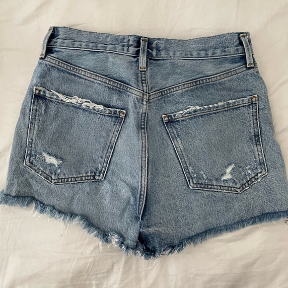 Agolde Jaden Short in Surreal 25 - Picture 5 of 5